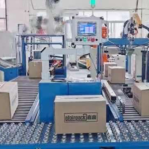 电子行业自动化打包运输设备，请本公司规划生产制造之无人化自动包装流水线搭配KUKA机械手臂